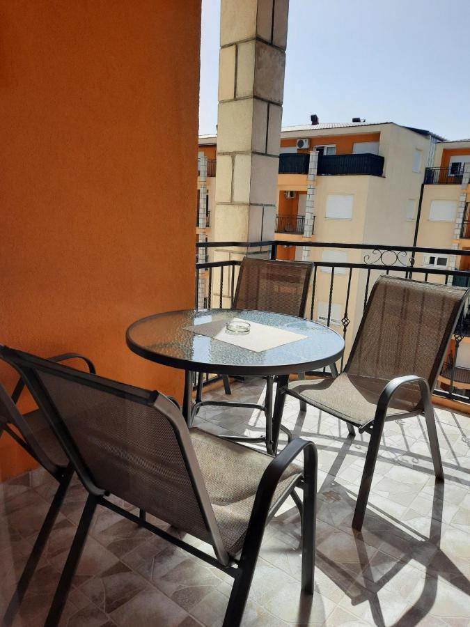 Apartman Natasha Требинє Екстер'єр фото