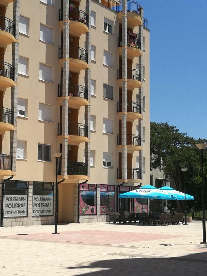 Apartman Natasha Требинє Екстер'єр фото