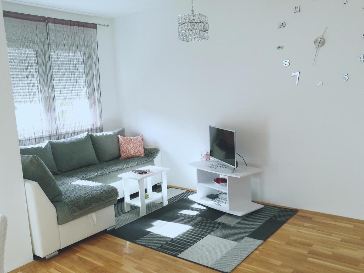 Apartman Natasha Требинє Екстер'єр фото